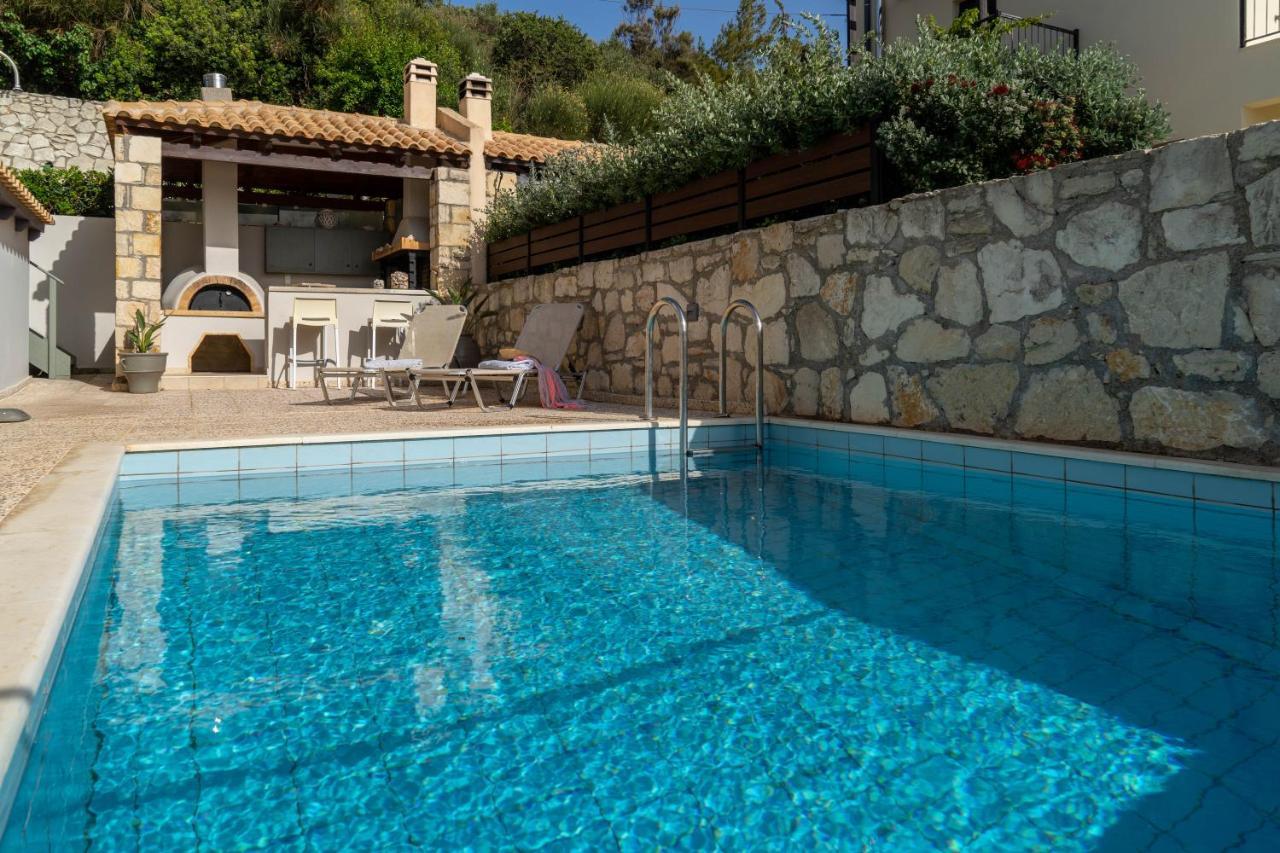 Villa Yachara *